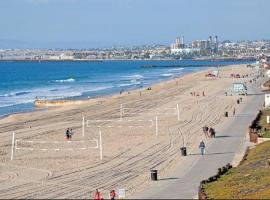 Lovely White Beach House, lavprishotell i Redondo Beach