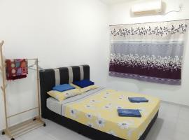 Nizmar Inn 2 Guesthouse & Homestay, hotel di Gambang