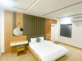 Son Ca Motel
