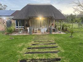 Yellow Wood Cottage, hotel with parking in Port Elizabeth