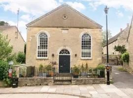 3 bedroom converted chapel in historic Oundle
