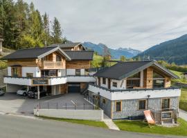 HOLZLODGE DELUXE CHALETS - Alpine Hideaway in Radstadt-Salzburger Sportwelt, Hotel in Radstadt