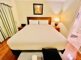 Spacious 6 Bedroom Holiday Home 15 Min Away From Melbourne Airport