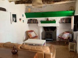 Casa Sin Numero, an authentic village house, cottage in Comares