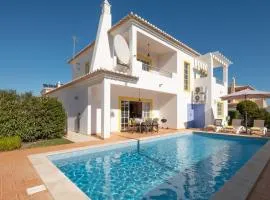 Porto de Mos 86 by Destination Algarve