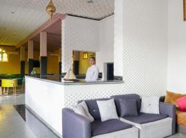 Hotel Warda, hotell i Ouarzazate