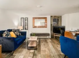 Coppergate Mews Doncaster 2-bed with private patio