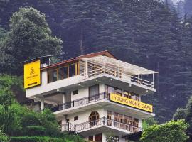 Young Monk Hostel & Cafe Jibhi, hotel in Jibhi