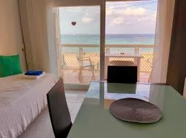 APT Borras & Roca Plana, fronte mare