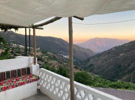 Casa Tradicional Alpujarreña, holiday home in Capileira