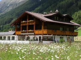 Ferienhaus Brigitte, allotjament d'esquí a Längenfeld