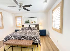 3 bedroom & 3bath villa near Irvine Spectrum Center UCI, hotel di Irvine