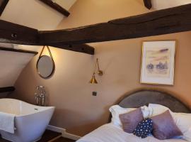 Rose & Star Cottage, hotell i Frome