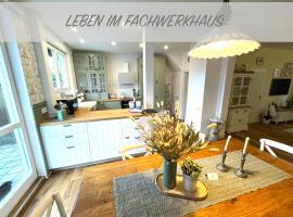 Customflats Erfurt - Tiefgarage - frisch renoviert, hotell i Erfurt