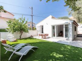 Maisonnette à 400m de la Plage, villa in Villeneuve-Loubet