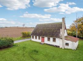 Awesome Home In Rudkbing With Wifi – domek wiejski w mieście Rudkøbing