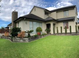 Tauranga Homestead Retreat, nakvynės su pusryčiais namai mieste Tauranga