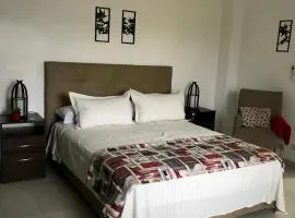 Avenida Departamento completo, cerca de todo