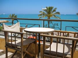 Hôtel du Bord de Mer "Le Vanillé", hotel i Cagnes-sur-Mer