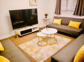 Modern Spacious 4 Bed House-with Private Parking in Birmingham, hotel s parkiriščem 