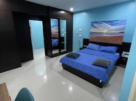 GazStation, pet-friendly hotel in Kata Beach