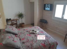 Suite Privée Bed and Breakfast, hotel with parking in Nîmes