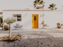 Casa Xarém - Vinhas de Nexe, cheap hotel in Faro