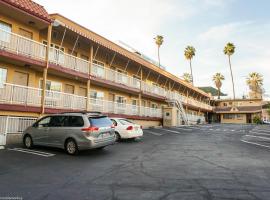 Hollywood La Brea Inn, hotell i Los Angeles