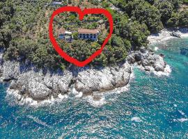 Katerina Fotopoulos Rooms & Apartments - Papanero com, hotell i Agios Ioannis Pelio