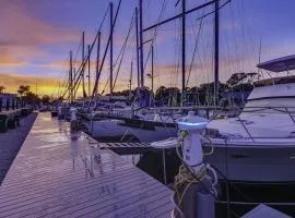 Unique Houseboat Rental