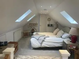 Roseberry Loft perfect for Wilton site