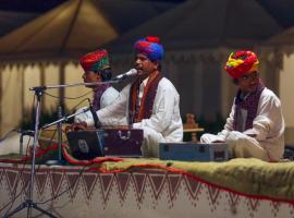 Charisma Desert Camping, hotel en Jaisalmer