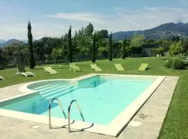 Villa In Lucca placed in a residential area, all services nearby