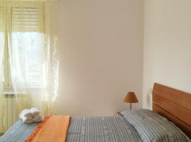 casa vacanze, profumata e comoda, apartment in Isca sullo Ionio