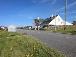 Temple View Hotel, hótel í Carinish