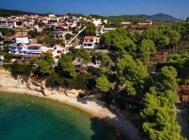 VILLA DOLPHIN VOTSI, hotel in Votsi