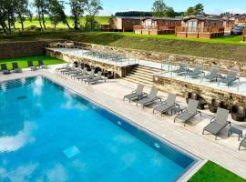 Wild Rose Holiday Park, hotel with parking in Colby