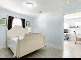 One bedroom apt with private patio near Fort Lauderdale beach, hotelli Fort Lauderdalessa lähellä maamerkkiä Wilton Manors center