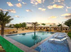 Heritage Juma Resort with swimming pool، فندق في جيلسامر