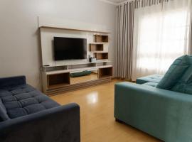 Casa para 6 pessoas, hotel in Bento Gonçalves