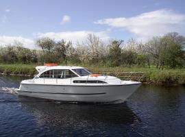 Caley Cruisers, Boot in Inverness