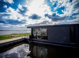 Vakantiewoonboot De Waterparel