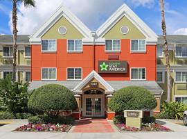 Viesnīca Extended Stay America Select Suites - Orlando - Lake Mary - 1040 Greenwood Blvd pilsētā Leikmarija