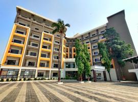 Golden Chariot Hotel Daman, hotel a Daman