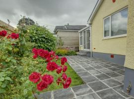 Cenarth, hotel in Benllech