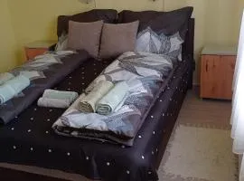 Liliom Apartman