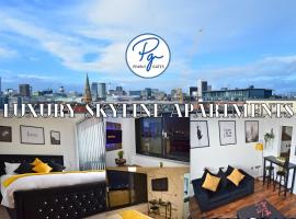 Penthouse - Amazing City Skyline Views - Balcony - FREE extra 2 hours - FREE Parking - Utilita Arena - Bullring Shopping - New St Station- Super King Size Bed