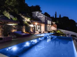 Ionian Grand Villas - Villa Naya, hotel in Lygia