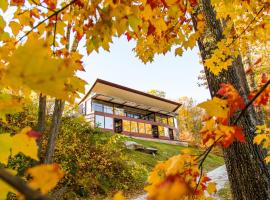 Magical Country Retreat in the Berkshires, holiday home in Great Barrington