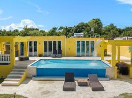 Casa De Sol Family Home Near Rincon & Beach, hotell sihtkohas Aguada
